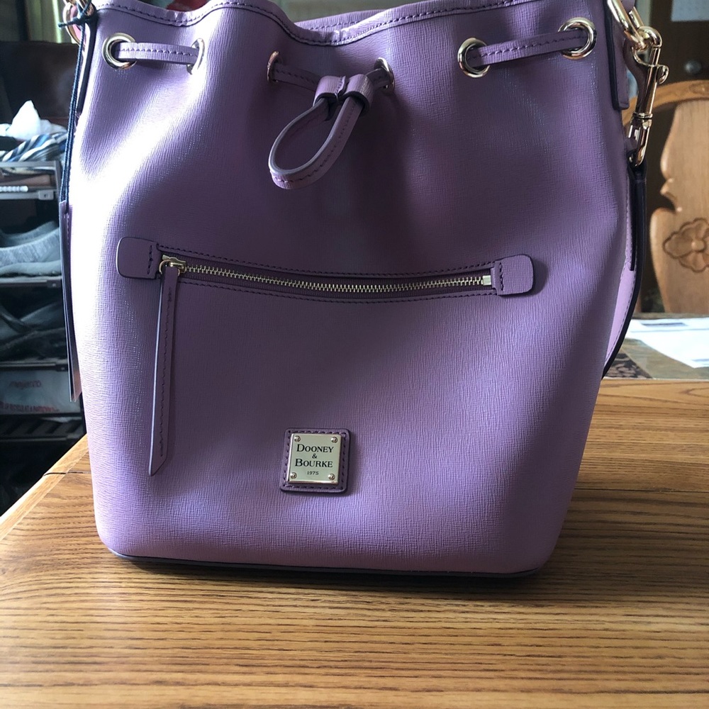 Dooney & Bourke purse